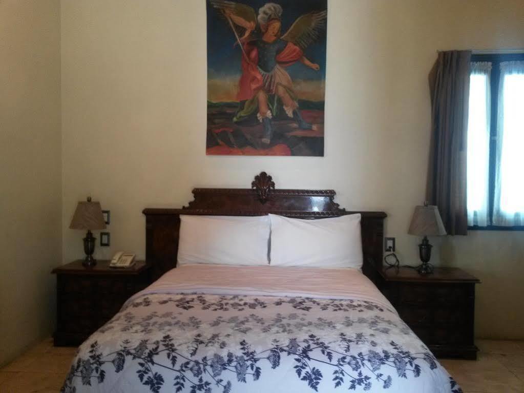 Hotel Real Santander ปวยบลา ภายนอก รูปภาพ